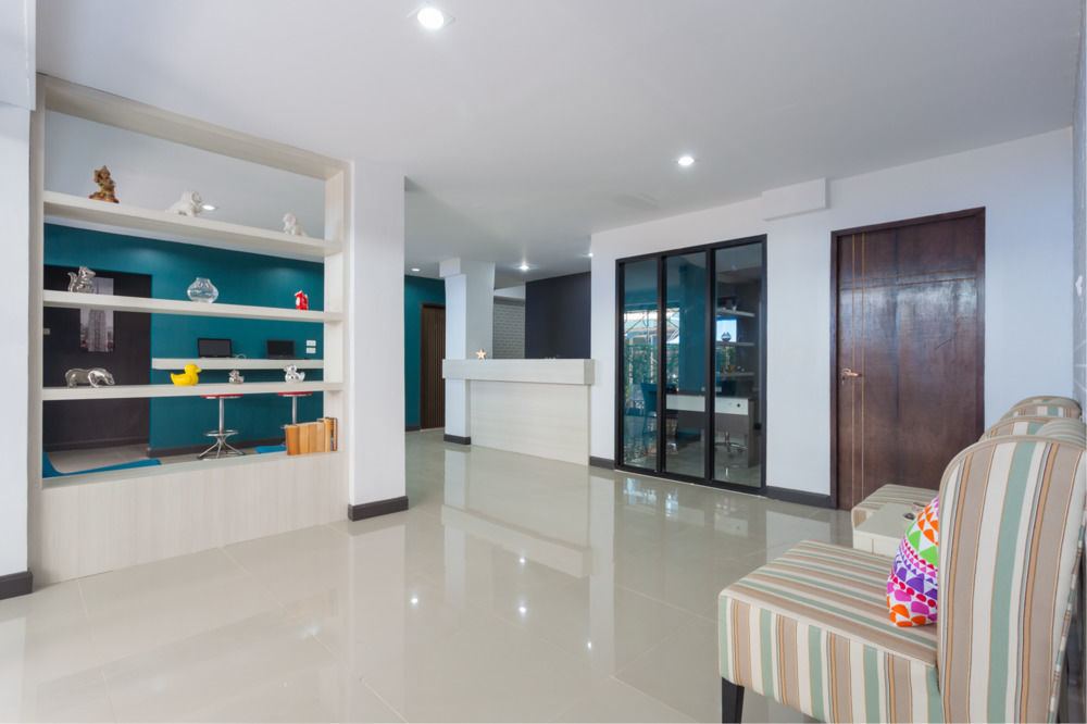 Simple Boutique Seabreeze Hotel Patong Exterior photo